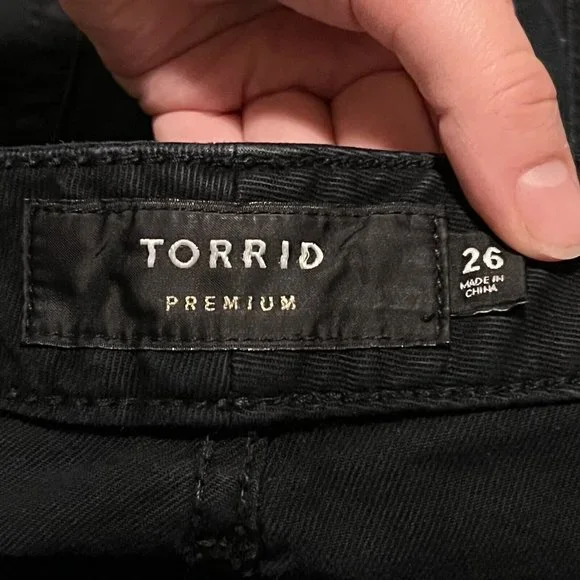 Torrid Skinny Black Distressed Beaded And Velvet Embelishment Denim Jeans sz 26 - Picture 4 of 5